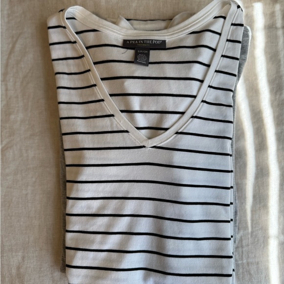 Six maternity tee shirts - Picture 4 of 7